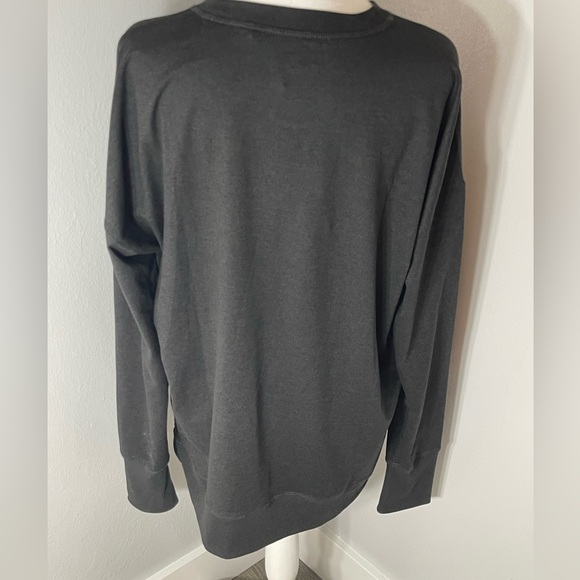 NWT: BENCH Urbanwear Charcoal Long Sleeve Shirt With Thumbholes Size Large - Picture 8 of 8